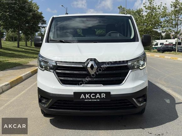 AKCAR/2024 TRAFİC 5+1 MANUEL HATASIZ EKRANLI GARANTİLİ BAKIMLI