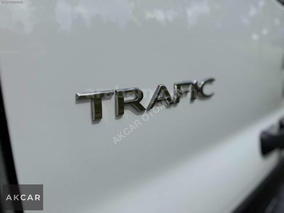 AKCAR/2024 TRAFİC 5+1 MANUEL HATASIZ EKRANLI GARANTİLİ BAKIMLI