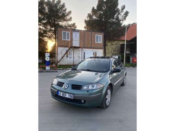 2004 1.6. LPG CAM TAVANLI DOLU PAKET AİLE ARACI 