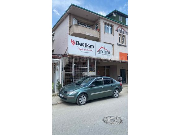 2004 1.6. LPG CAM TAVANLI DOLU PAKET AİLE ARACI 