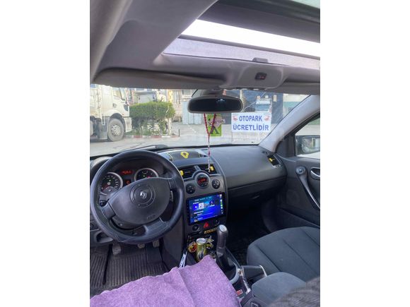 2004 1.6. LPG CAM TAVANLI DOLU PAKET AİLE ARACI 