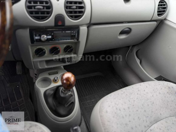 KREDİ KARTINA 12 TAKSİT İMKANI 1.5 dCi RENAULT KANGOO ÇİFT SÜRGÜ