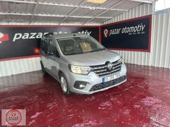 Pazar oto 2025 Renault Kangoo Multix 1.5 BlueDCi Iconic...