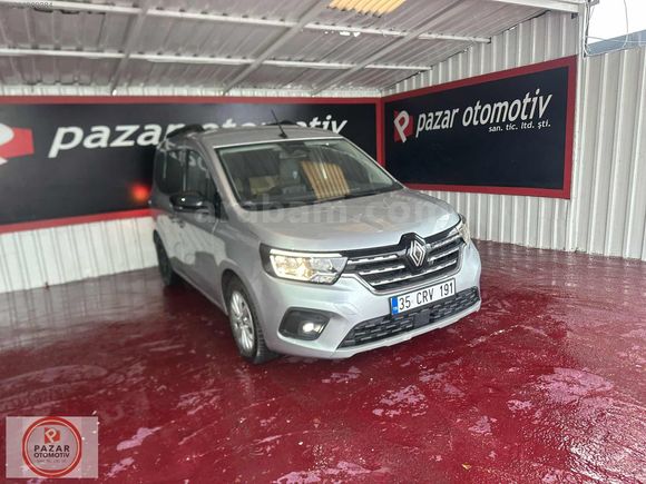 Pazar oto 2025 Renault Kangoo Multix 1.5 BlueDCi Iconic...