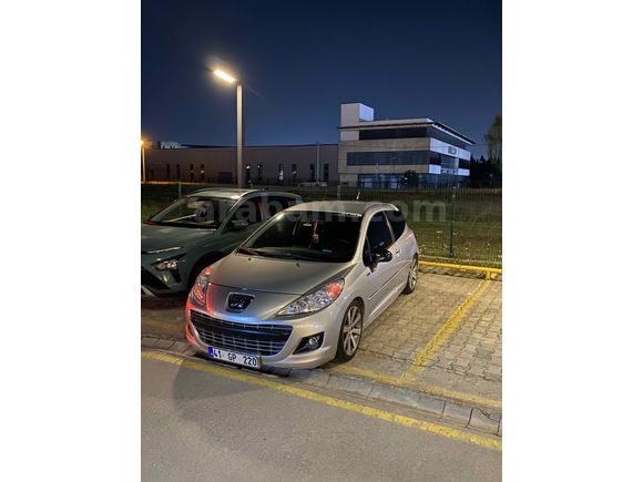 Sahibinden Peugeot 207 1.6 VTi Sportium 2011 Model 