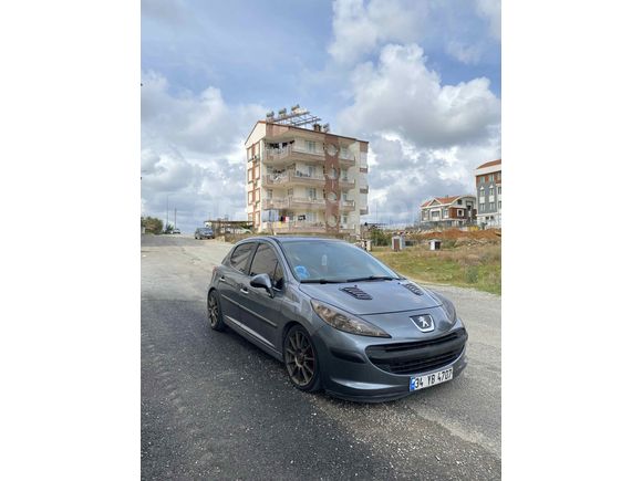 Sahibinden Peugeot 207 1.4 Comfort 2009 Model 