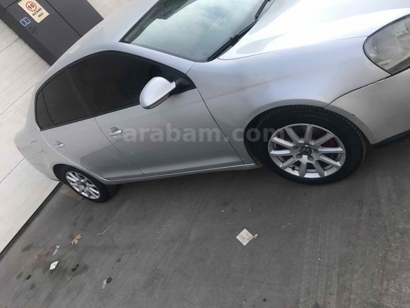 Sahibinden Volkswagen Jetta 1.6 TDi Primeline 2011 Model 