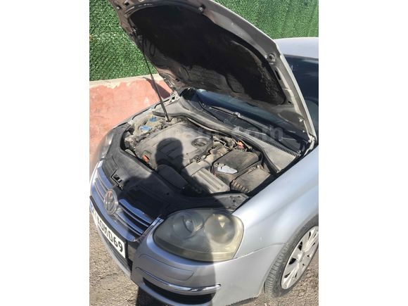 Sahibinden Volkswagen Jetta 1.6 TDi Primeline 2011 Model 