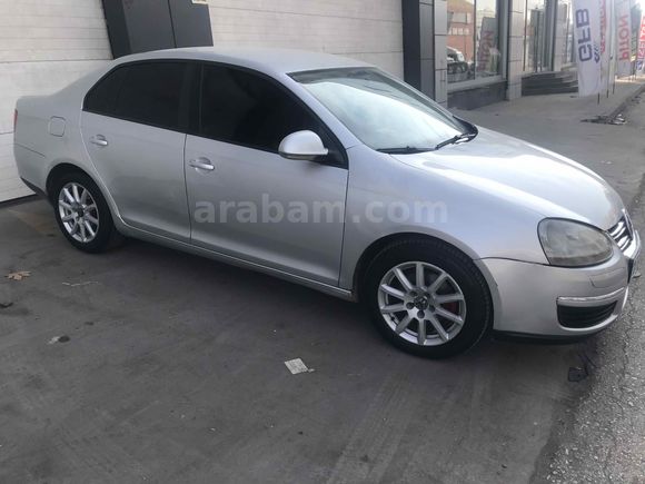 Sahibinden Volkswagen Jetta 1.6 TDi Primeline 2011 Model 