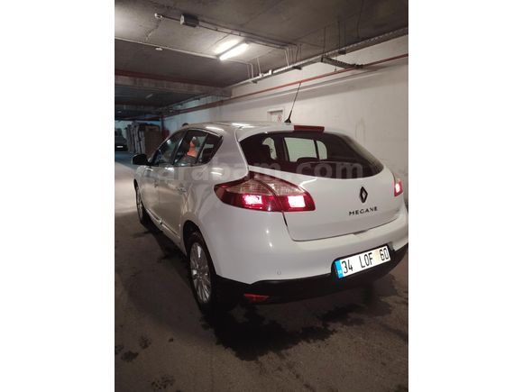 Sahibinden Renault Megane 1.5 dCi Touch Plus 2015 Model