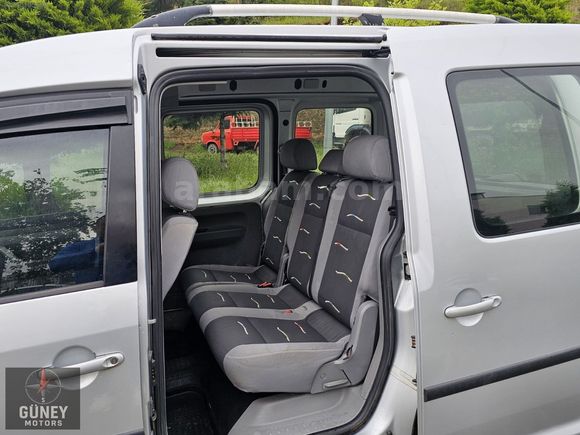 GÜNEYMOTORS | 2009 VW CADDY 1.9 TDİ KOMBİ LİFE TEK PARÇA BOYALI