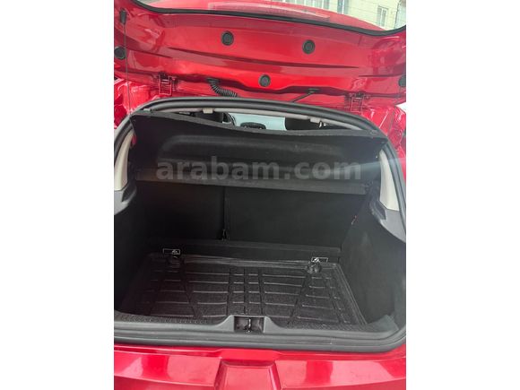 Sahibinden Renault Clio 1.2 Joy 2015 Model  68.000 km Kırmızı