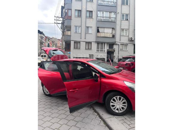 Sahibinden Renault Clio 1.2 Joy 2015 Model  68.000 km Kırmızı