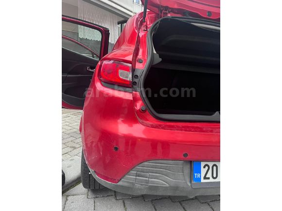 Sahibinden Renault Clio 1.2 Joy 2015 Model  68.000 km Kırmızı