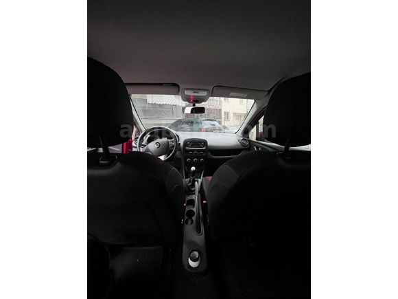 Sahibinden Renault Clio 1.2 Joy 2015 Model  68.000 km Kırmızı