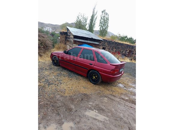 Sahibinden Ford Escort 1.6 Classic 1994 Model 