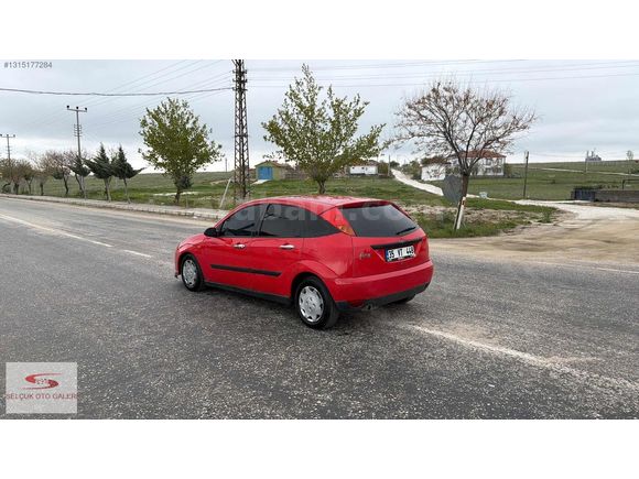 CAM GİBİ FORD FOCUS KLİMALI KUSURSUZ