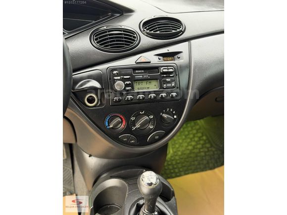CAM GİBİ FORD FOCUS KLİMALI KUSURSUZ