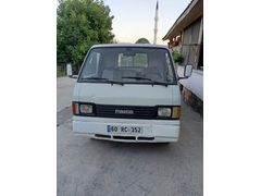 Sahibinden 93 model Mazda E 2200 Kasalı