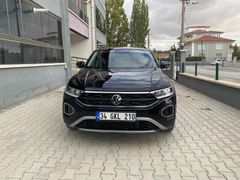 SAHİBİNDEN HATASIZ TERTEMİZ T-Roc 1.5 TSI Life 2023 