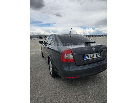 Sahibinden Skoda Octavia 1.6 TDI Elegance CR 2012 Model