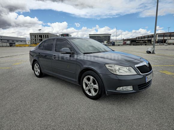 Sahibinden Skoda Octavia 1.6 TDI Elegance CR 2012 Model