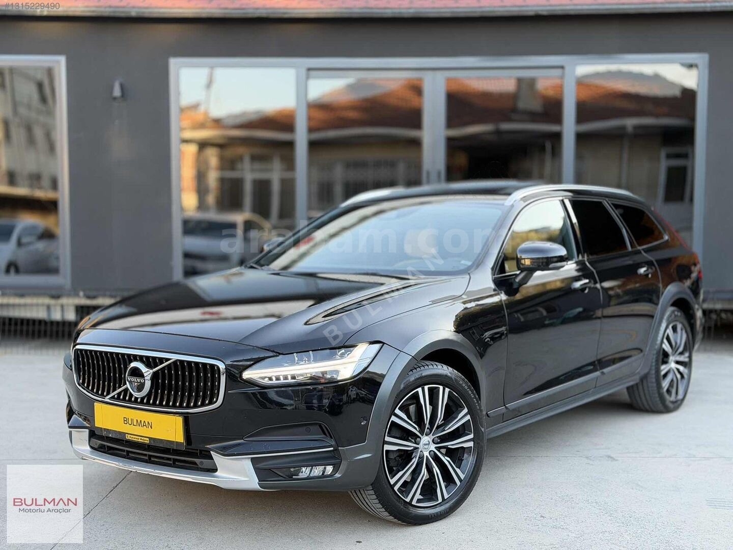 Galeriden Volvo V90 Cross Country 2.0 D D5 Pro 2018 Model İstanbul 195.000 km Siyah 7