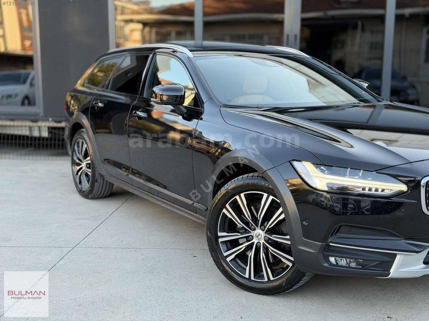 Galeriden Volvo V90 Cross Country 2.0 D D5 Pro 2018 Model İstanbul 195.000 km Siyah 6