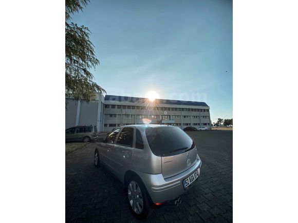 2005 Corsa Enjoy