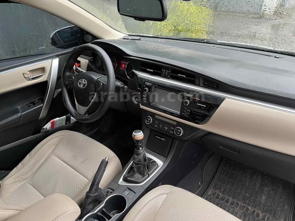 Sahibinden Toyota Corolla 1.4 D-4D Premium 2013 Model 