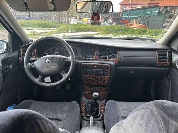 Sahibinden Opel Vectra 1.6 Comfort 2000 Model 