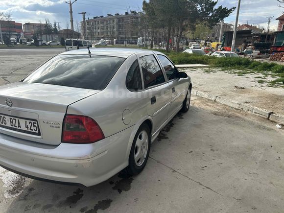 Sahibinden Opel Vectra 1.6 Comfort 2000 Model 