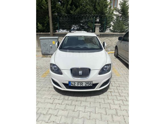 Sahibinden Seat Leon 1.6 TDI Copa Plus 2012 Model  230.000 km Beyaz