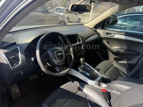 Sahibinden Audi Q5 2.0 TDI Quattro 2011 Model  TAKASA AÇIK 