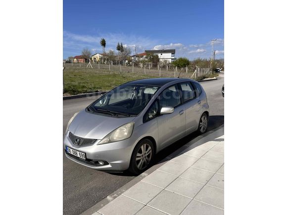 Sahibinden Honda Jazz 1.4 Fun 2009 Model  187.000 km Gri