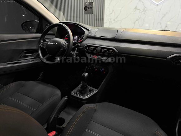2023 MODEL 6001 KM'DE SANDERO STEPWAY ÇELİK JANT CAM FİLM