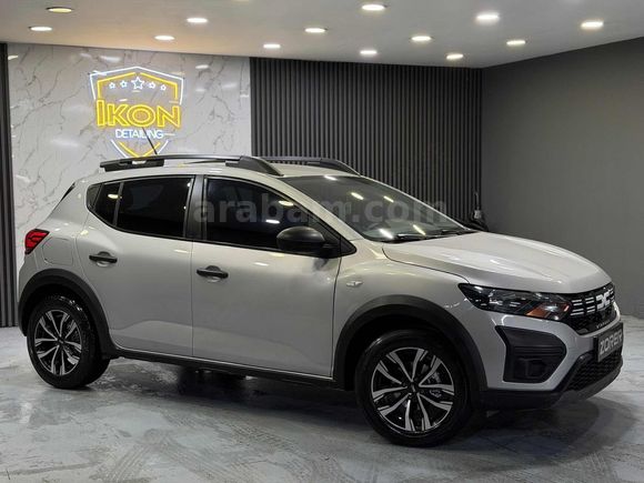 2023 MODEL 6001 KM'DE SANDERO STEPWAY ÇELİK JANT CAM FİLM