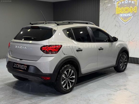 2023 MODEL 6001 KM'DE SANDERO STEPWAY ÇELİK JANT CAM FİLM
