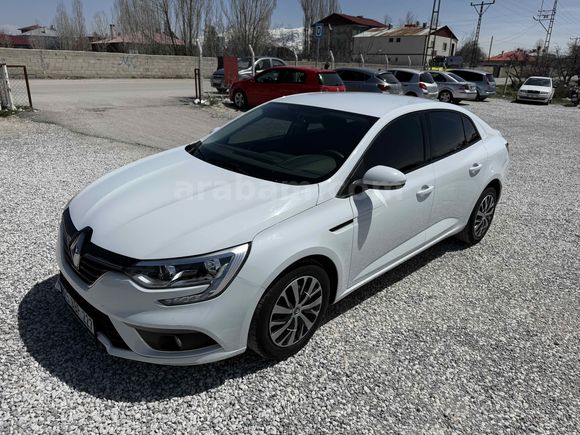 Sahibinden Renault Megane 1.3 TCe Joy 2020 Model 