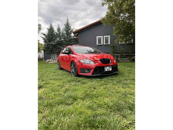 Sorunsuz, düşük km, Kırmızı 2012 Model Seat Leon