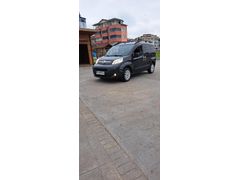Sahibinden Fiat Fiorino Combi 1.3 Multijet Safeline 2013 Model  214.000 km Siyah