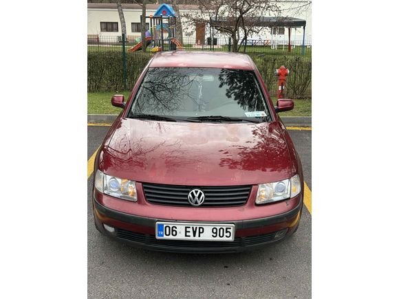 Değişeniz Passat 1.8 T  Otomatik Masrafsız Temiz