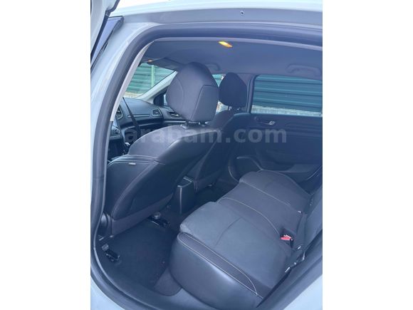 Sahibinden Renault Megane 1.3 TCe Joy 2020 Model 