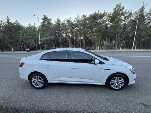 Sahibinden Renault Megane 1.3 TCe Joy 2020 Model 