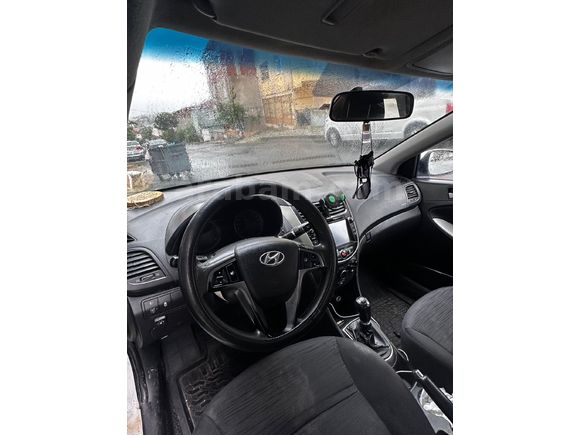 Sahibinden Hyundai Accent Blue 1.4 CVVT Mode Plus 2016 Model