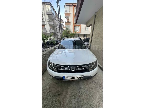 Acil Hatasız boyasız tramersiz Duster 1.5 dCi  110 bg Laureate 2017 Model  otomatik vites 