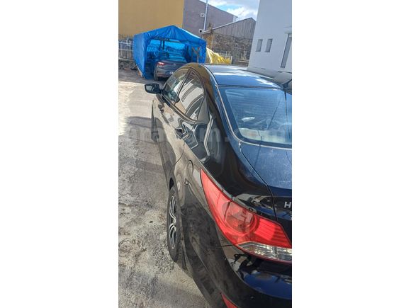 Sahibinden Hyundai Accent Blue 1.4 CVVT Mode Plus 2012 Model
