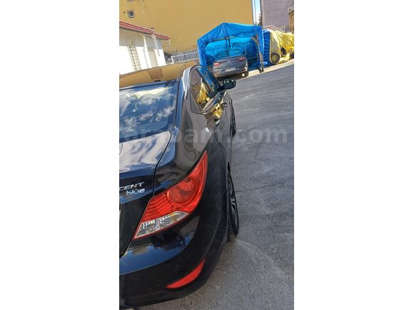 Sahibinden Hyundai Accent Blue 1.4 CVVT Mode Plus 2012 Model
