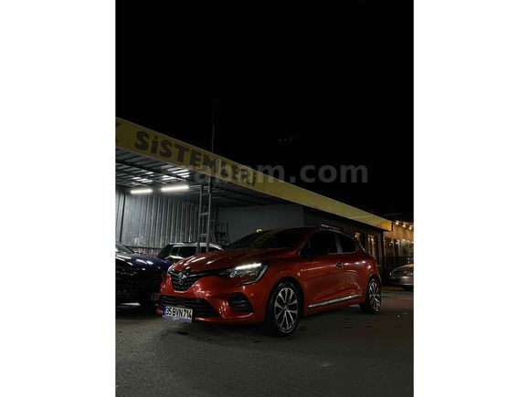 Sahibinden Renault Clio 1.0 TCe Touch 2023 Model 