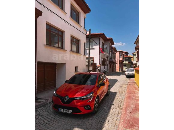 Sahibinden Renault Clio 1.0 TCe Touch 2023 Model 